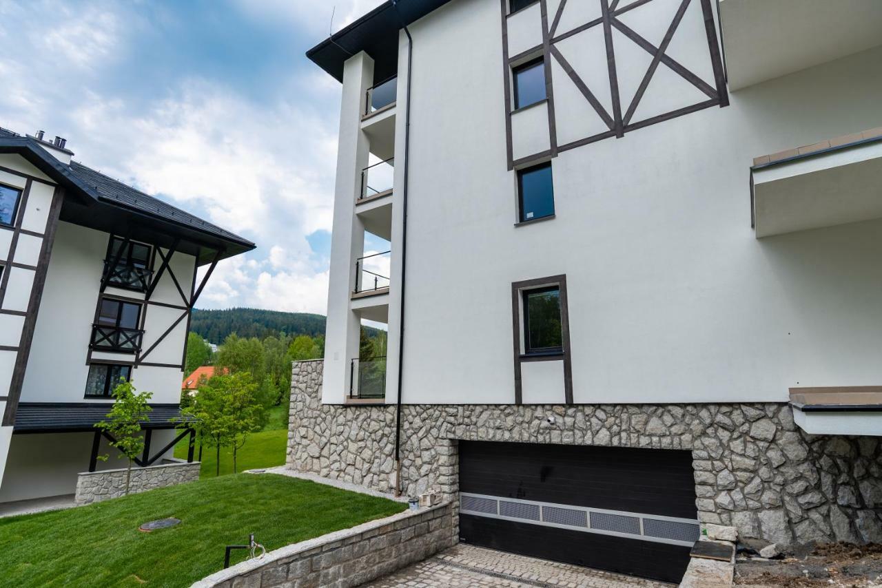 Apartamenty Amira W Kompleksie Apartamenty Piano Świeradów-Zdrój Eksteriør billede